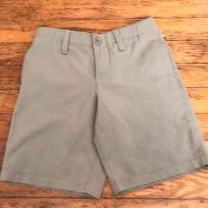 Under Armour shorts 🩳